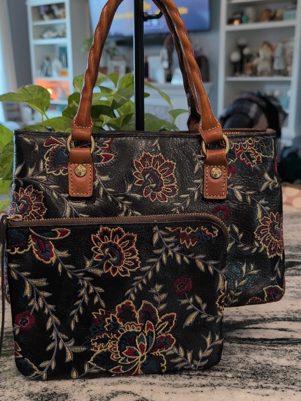 Patricia Nash Angelin Black Floral Embroidered Satchel & Large Wristlet - RARE